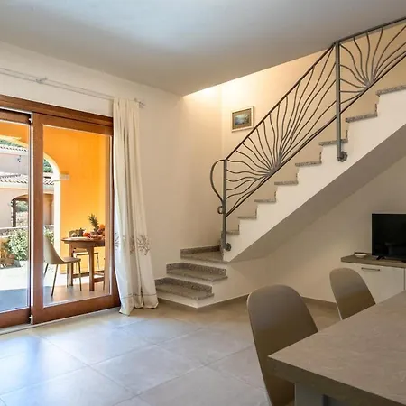 Residenza La Conchiglia, 4min Dalla & Parcheggio Privato Appartement Monte Petrosu
