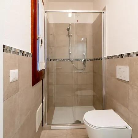 Lejlighed Residenza La Conchiglia, 4min Dalla & Parcheggio Privato