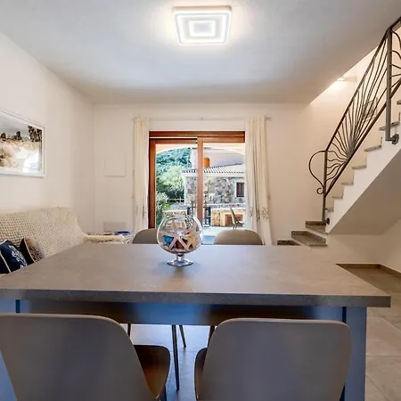 Lejlighed Residenza La Conchiglia, 4min Dalla & Parcheggio Privato Monte Petrosu
