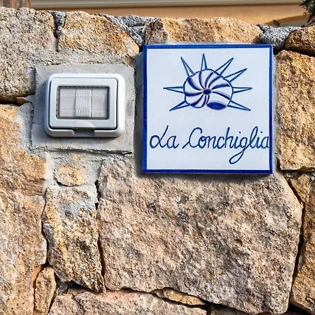 Lejlighed Residenza La Conchiglia, 4min Dalla & Parcheggio Privato